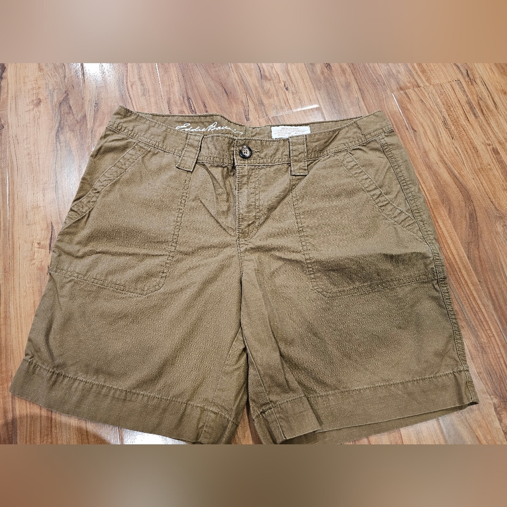 Woman shorts